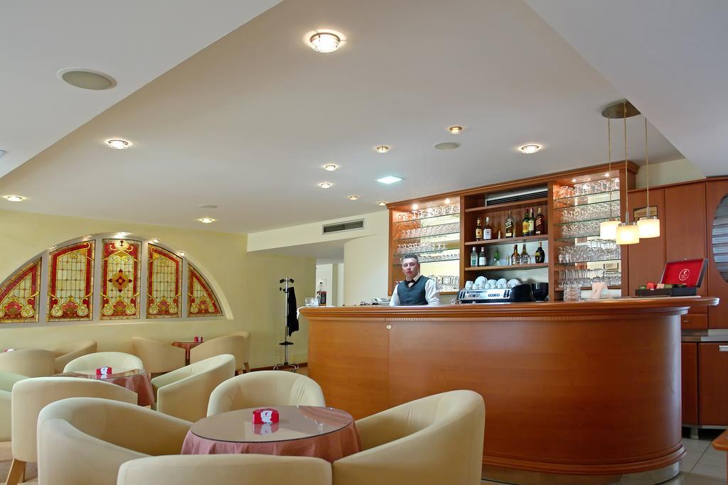 Hotel Flamengo Ohrid Buitenkant foto